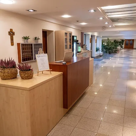 Uroczysko Porszewice - Osrodek Rekolekcyjno-konferencyjny Kolo Lodzi Hotel