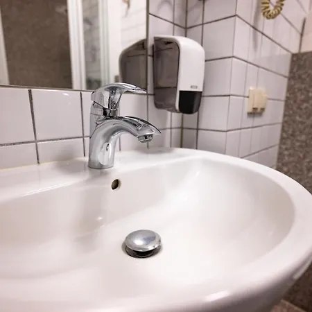 Uroczysko Porszewice - Osrodek Rekolekcyjno-konferencyjny Kolo Lodzi *