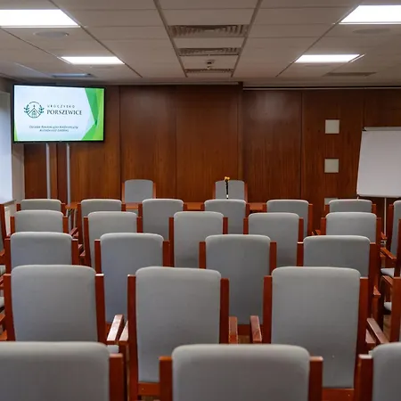 Hotel Uroczysko Porszewice - Osrodek Rekolekcyjno-konferencyjny Kolo Lodzi *