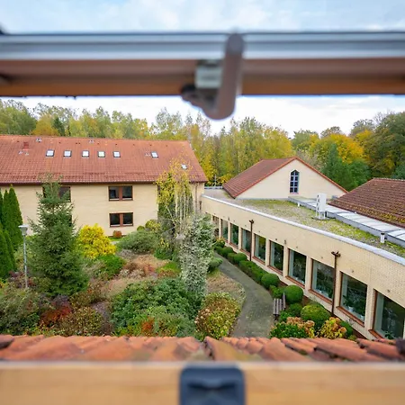 Uroczysko Porszewice - Osrodek Rekolekcyjno-konferencyjny Kolo Lodzi Hotel *