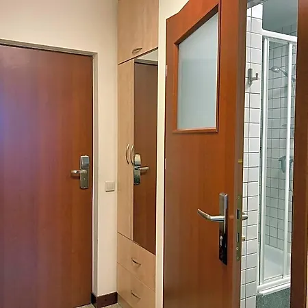 Hotel Uroczysko Porszewice - Osrodek Rekolekcyjno-konferencyjny Kolo Lodzi *